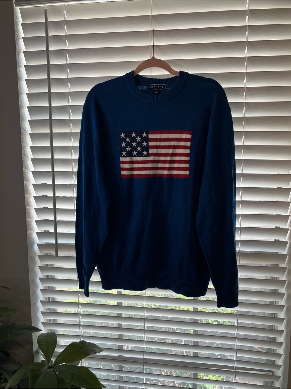 Cobalt Blue USA Crewneck Sweater with American Flag - Navy Blue Size Large